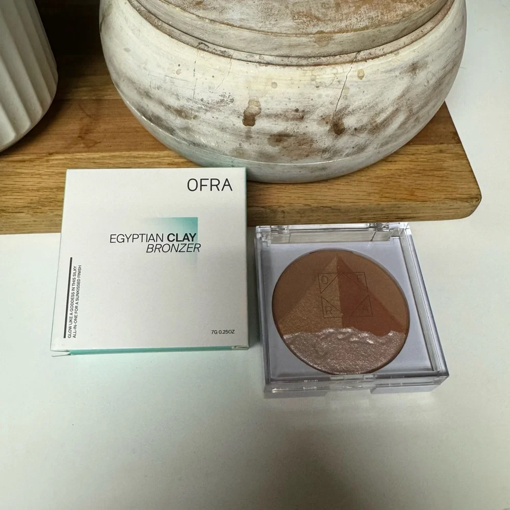 Ofra 3D Pyramid Egyptian Clay Bronzer